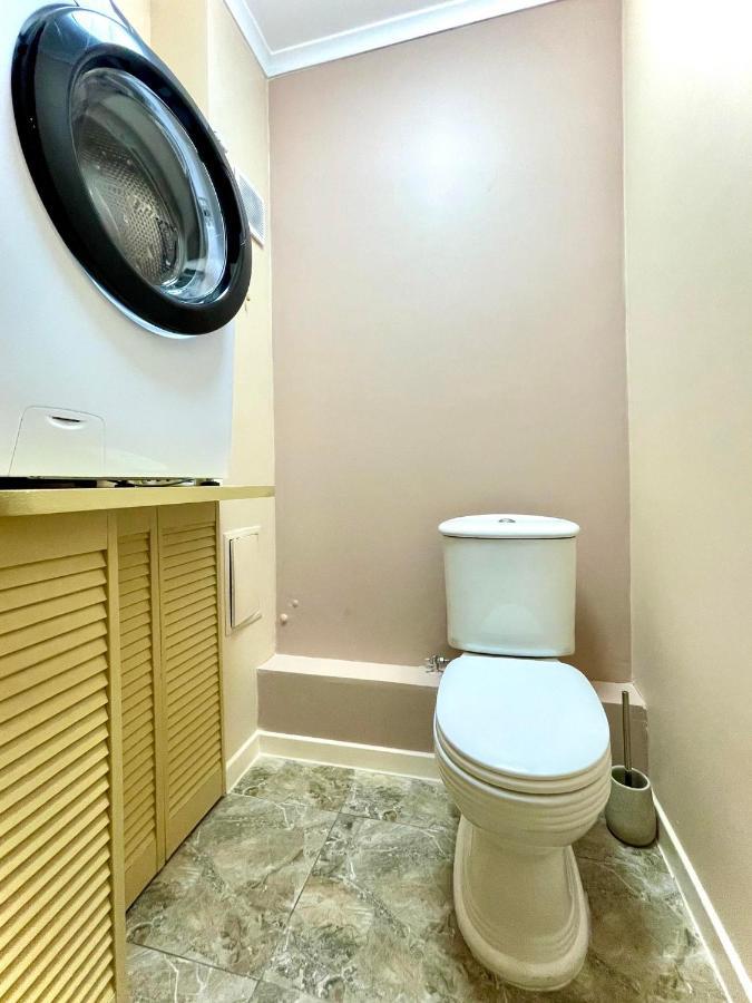 Apartament Great One Bed Right Near Opera House Kijów Zewnętrze zdjęcie
